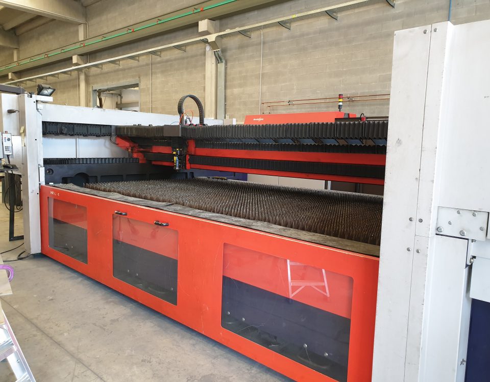 Macchina laser
